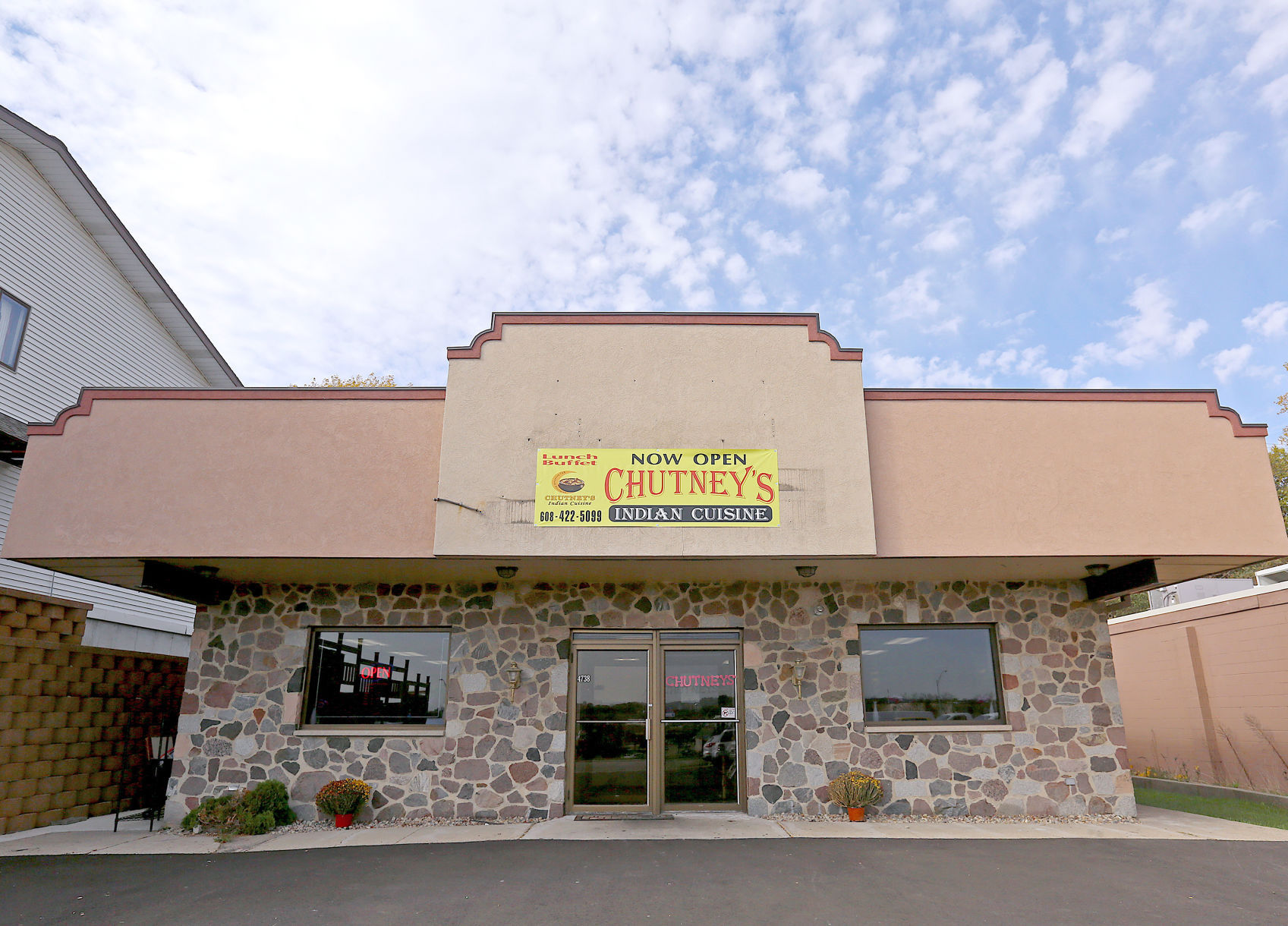Chutneys exterior